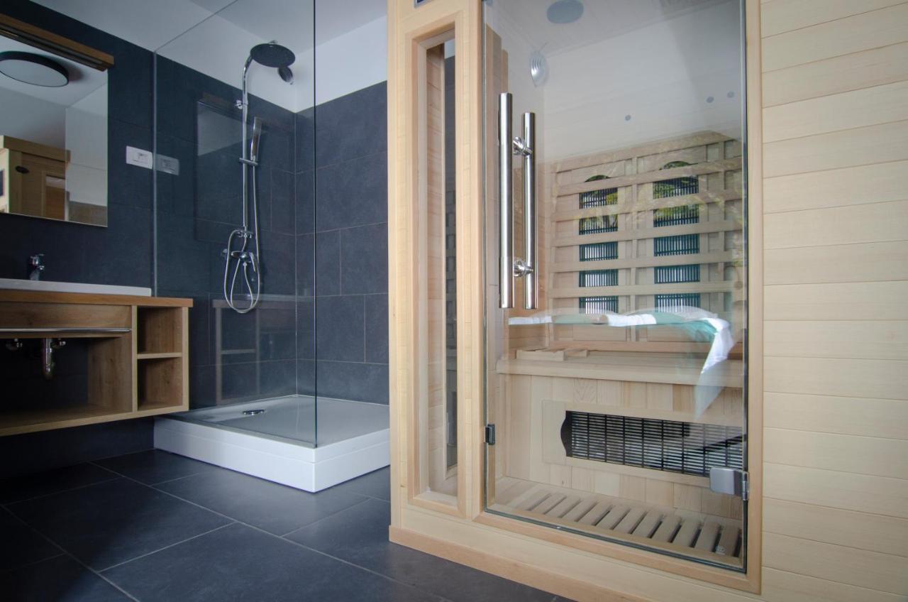 With Private Saunas & Wellness Gobi Apartment *