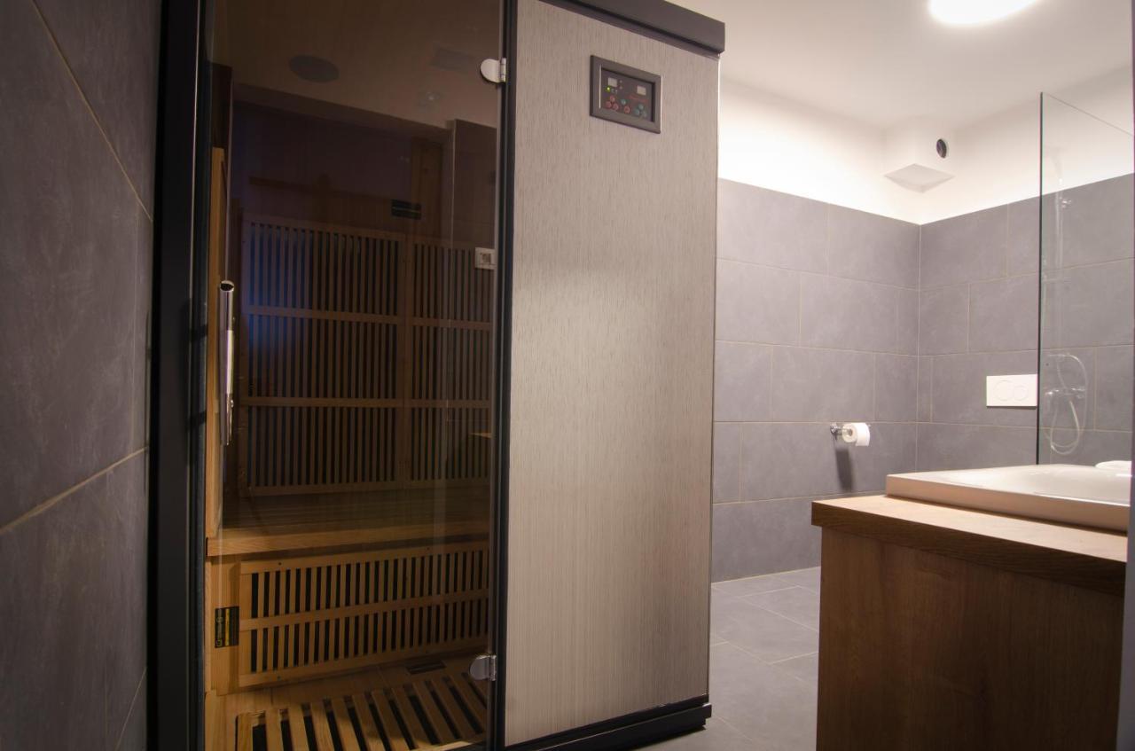 Apartment With Private Saunas & Wellness Gobi