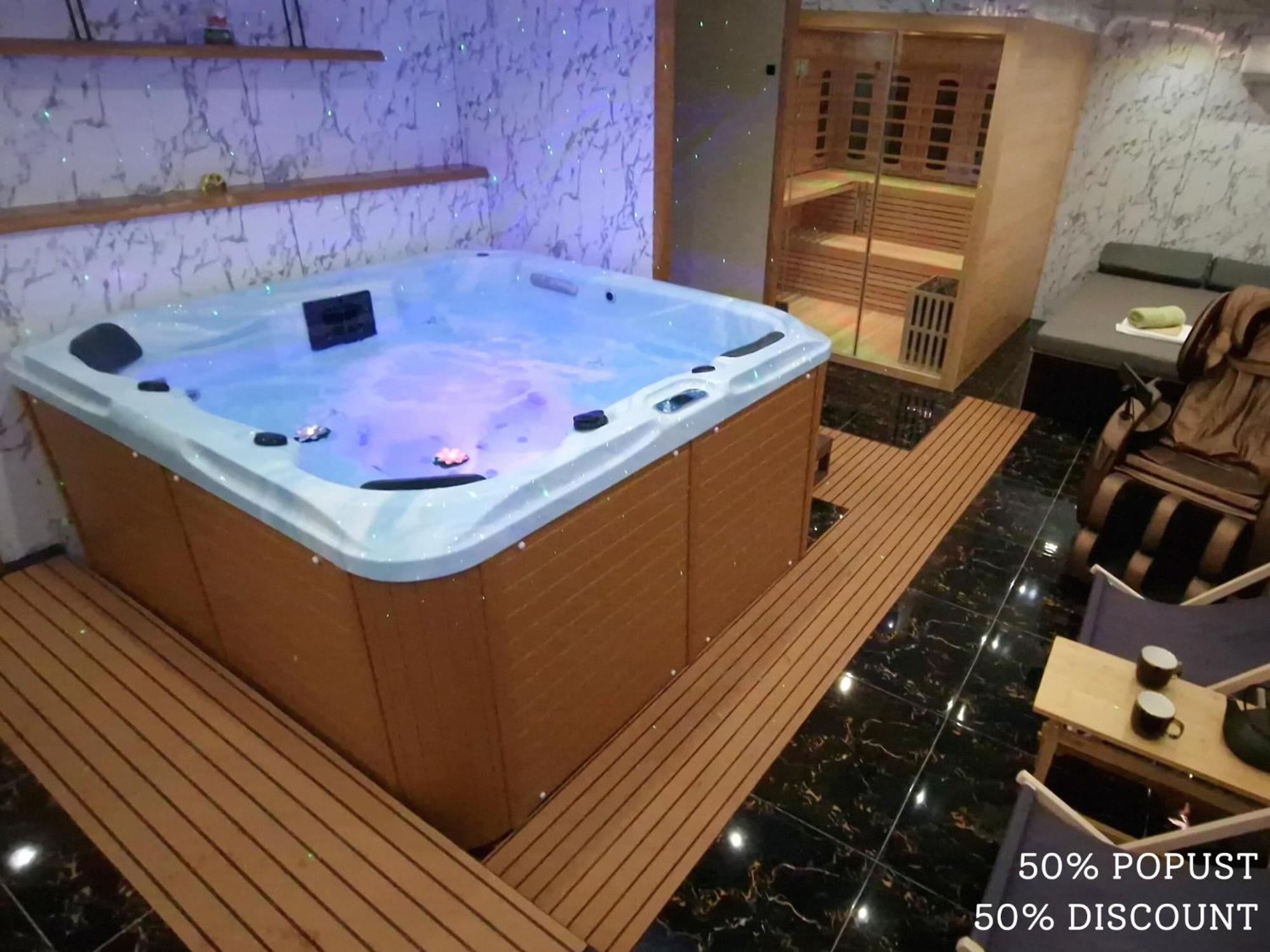 With Private Saunas & Wellness Gobi * Podcetrtek